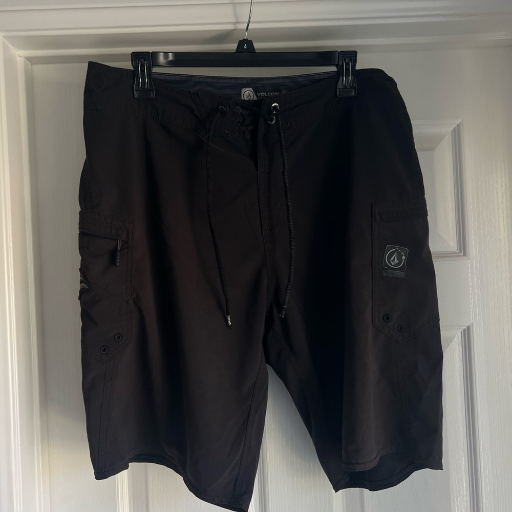 Volcom Black Cargo Boardshorts with Drawstring